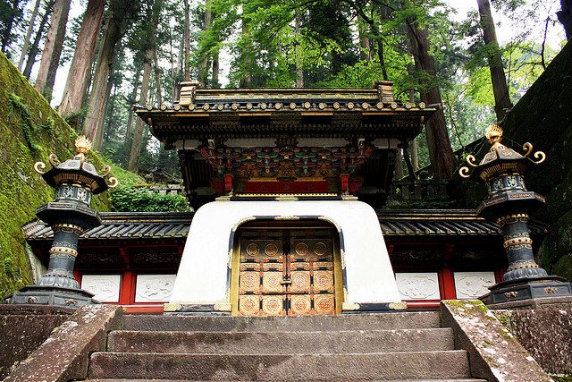 Entrada a Taiyunbyo. El gran mausoleo del gran shogun Tokugawa leyasu