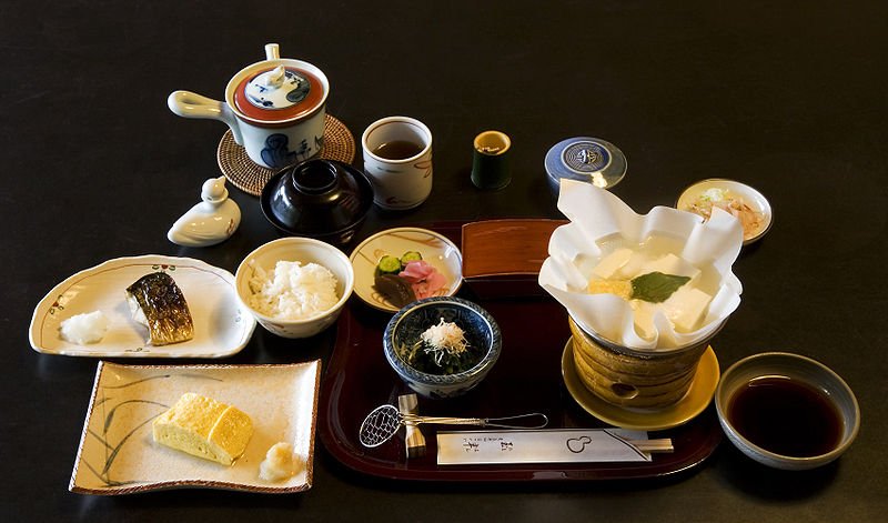 Comida kaiseki en un ryokan